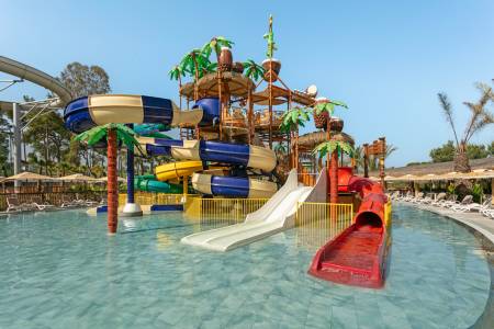 TITANIC DELUXE GOLF BELEK Pools & Beach